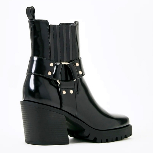 Enslee Chelsea Bootie MSRP $59.95 - Picture 4 of 10